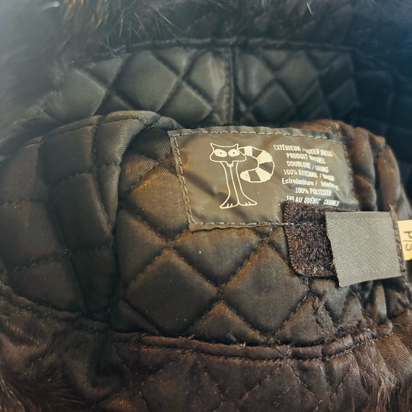 Vintage Real Fur Winter Hat – Made in Quebec – Black Mink Style Trapper Hat - Picture 5 of 8